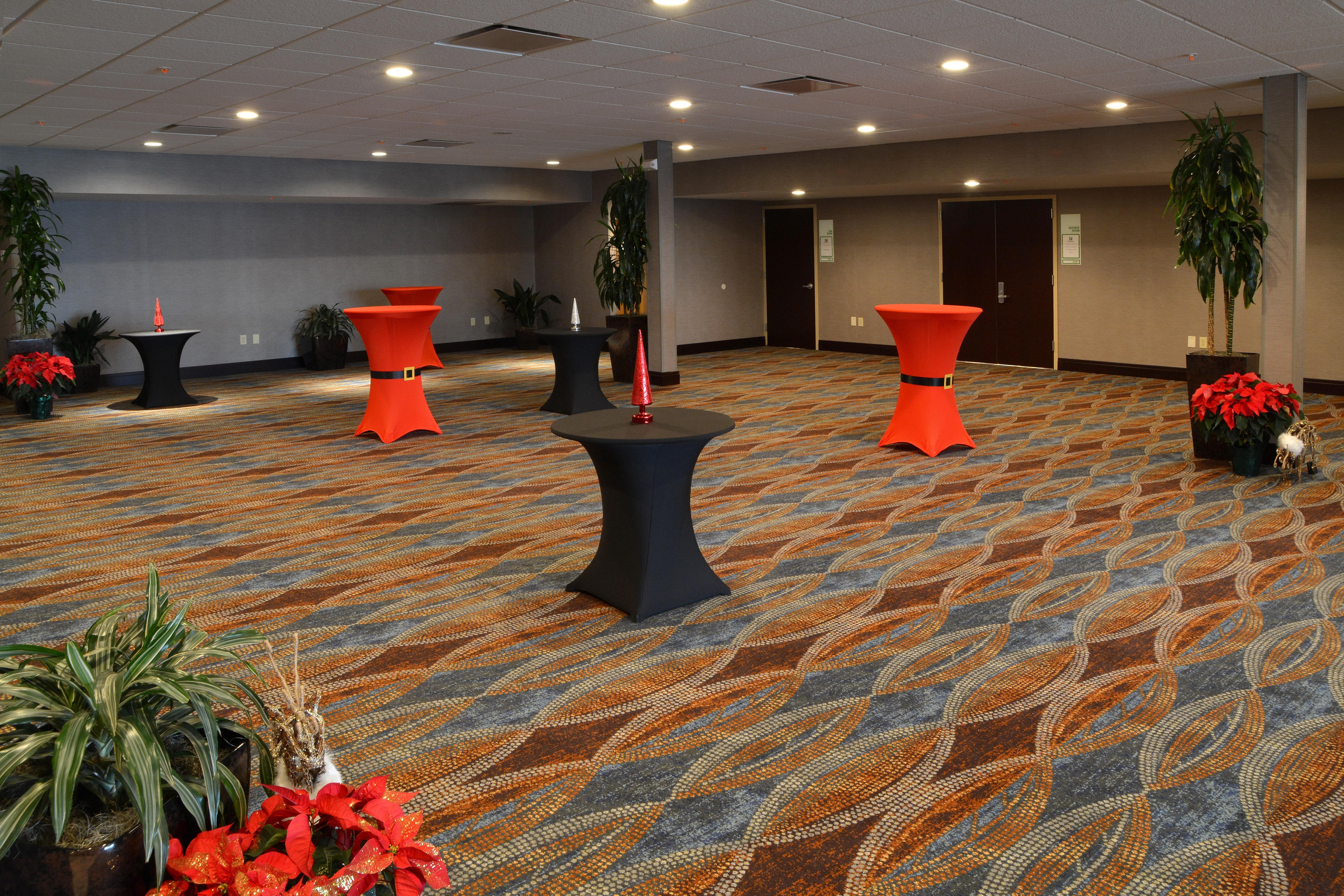 Canton-belden Village By Ihg Canton