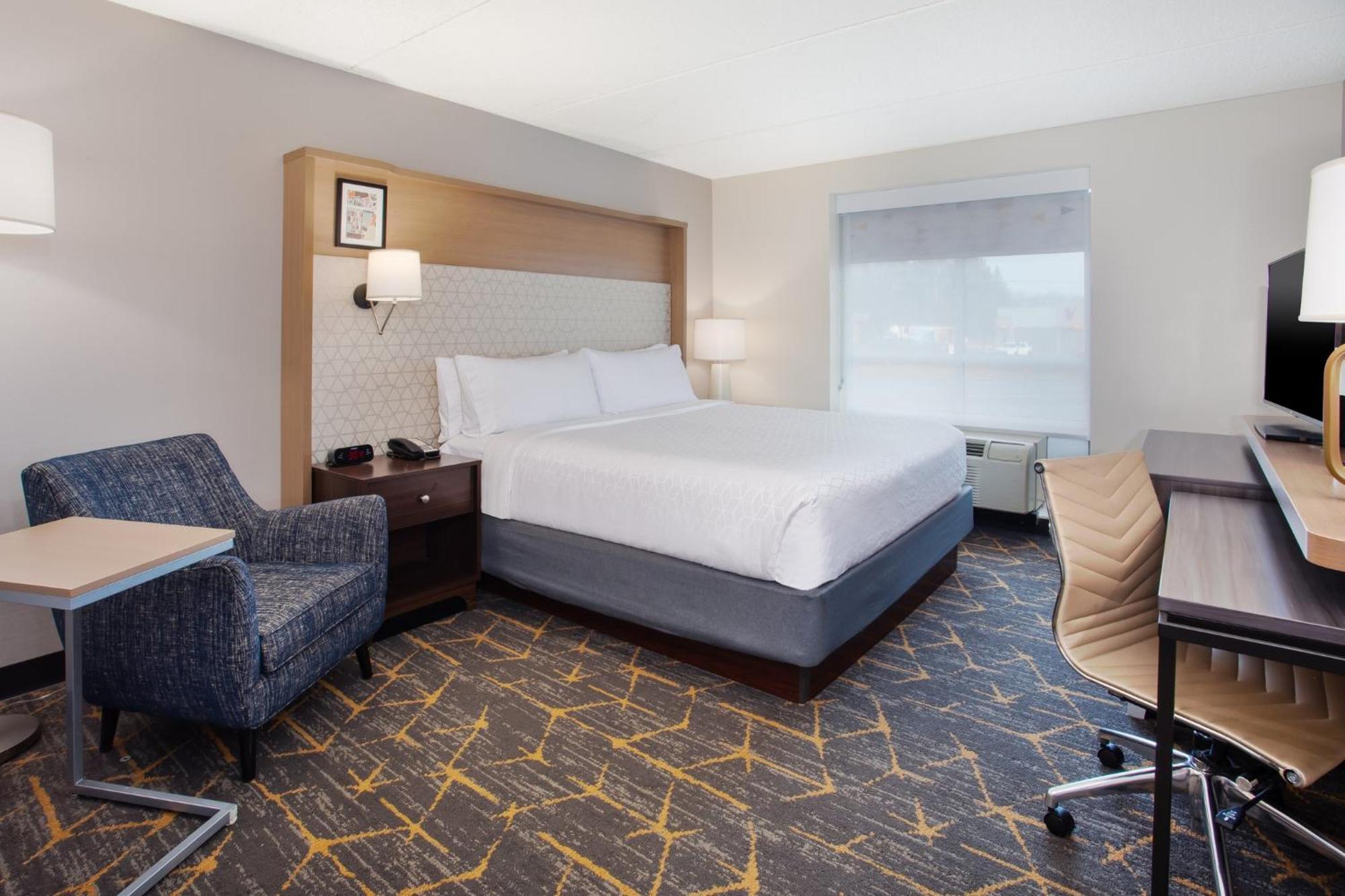 Canton-belden Village By Ihg Hotel