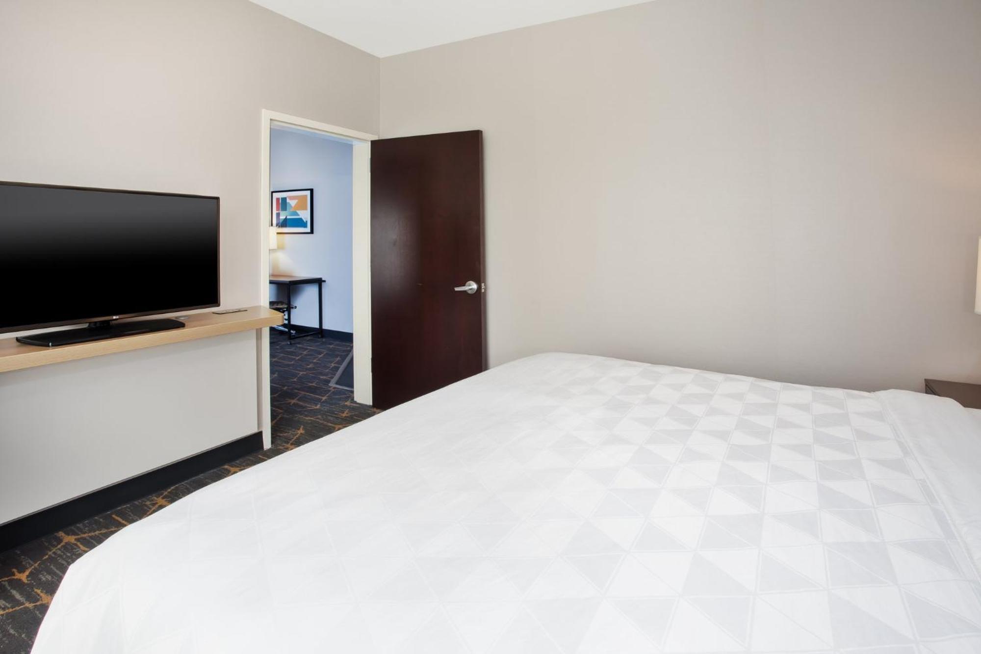 Canton-belden Village By Ihg