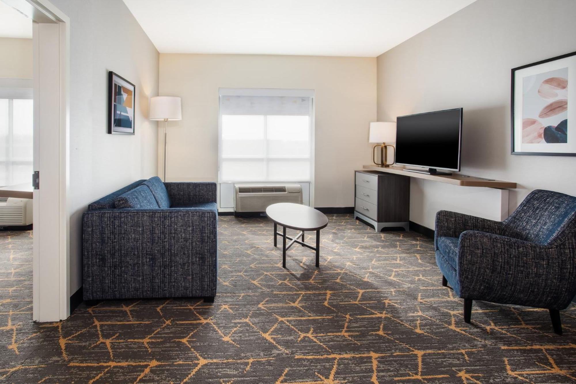 Canton-belden Village By Ihg Canton